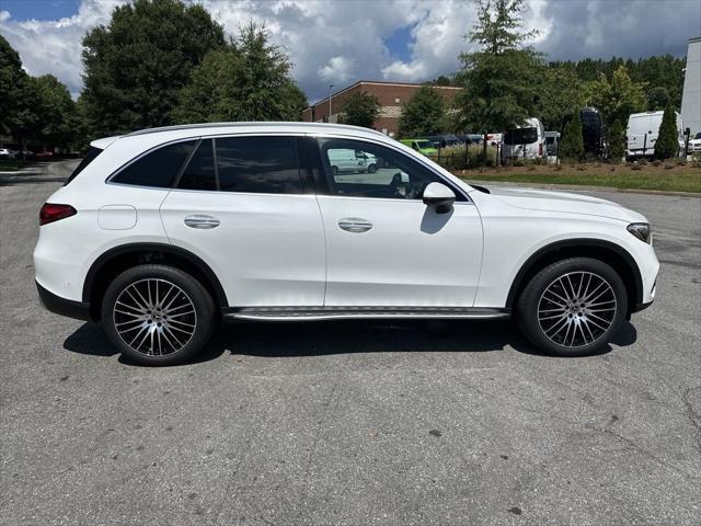 new 2024 Mercedes-Benz GLC 300 car, priced at $59,765