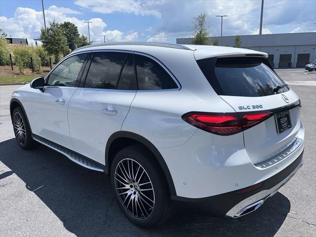 new 2024 Mercedes-Benz GLC 300 car, priced at $59,765