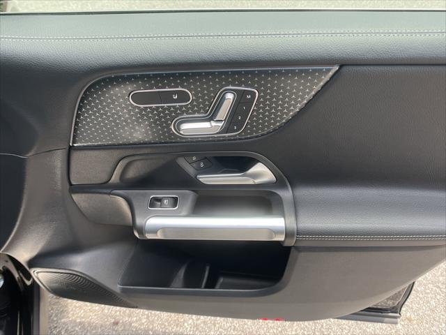 used 2024 Mercedes-Benz GLB 250 car, priced at $44,999