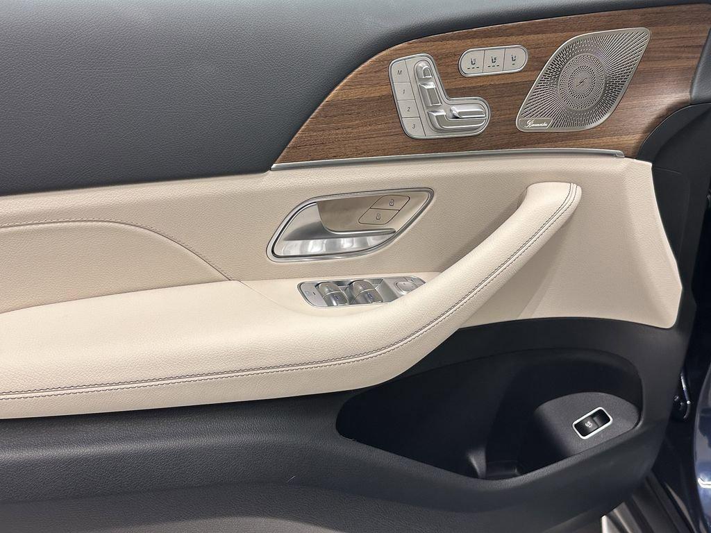 new 2026 Mercedes-Benz GLE 450 car, priced at $82,685