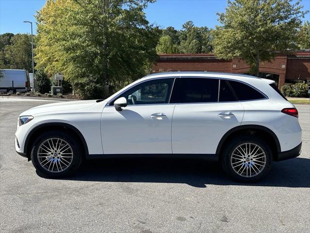 new 2025 Mercedes-Benz GLC 300 car, priced at $54,885