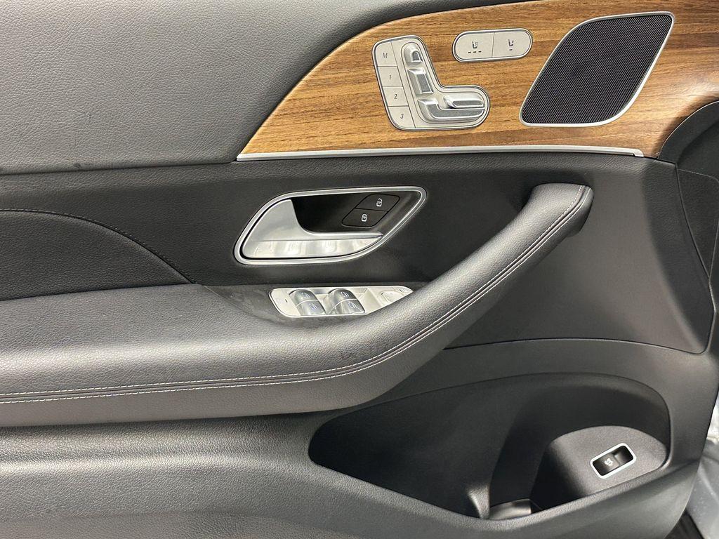 used 2025 Mercedes-Benz GLE 350 car, priced at $59,326