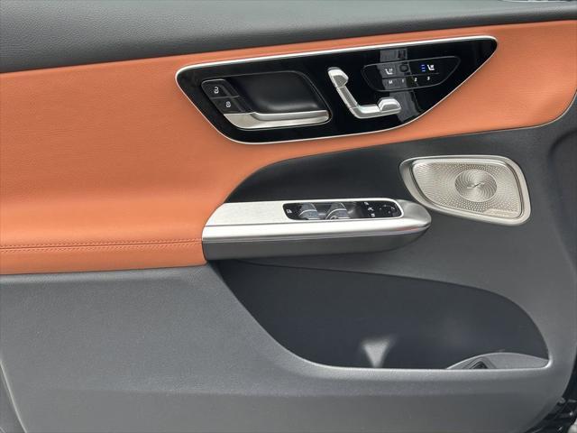 new 2025 Mercedes-Benz GLC 350e car, priced at $71,765