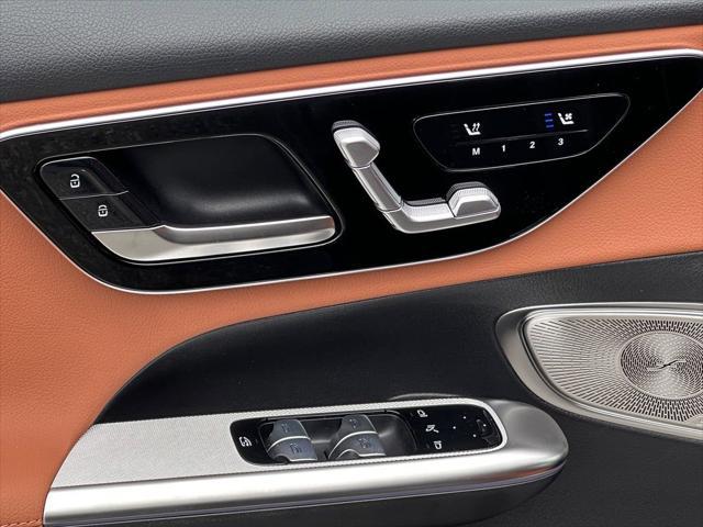 new 2025 Mercedes-Benz GLC 350e car, priced at $71,765