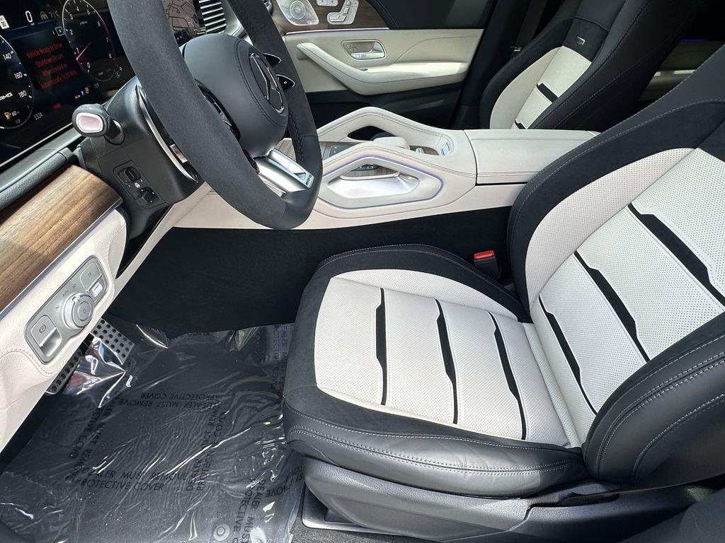 new 2025 Mercedes-Benz AMG GLE 53 car, priced at $105,815