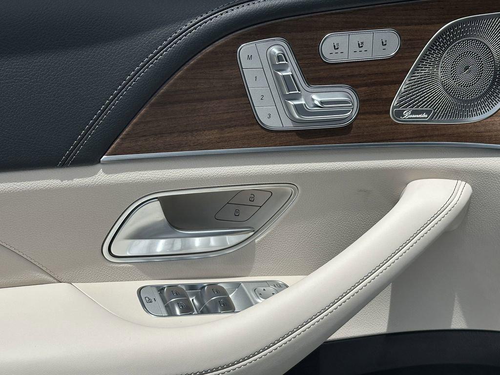 new 2025 Mercedes-Benz AMG GLE 53 car, priced at $105,815