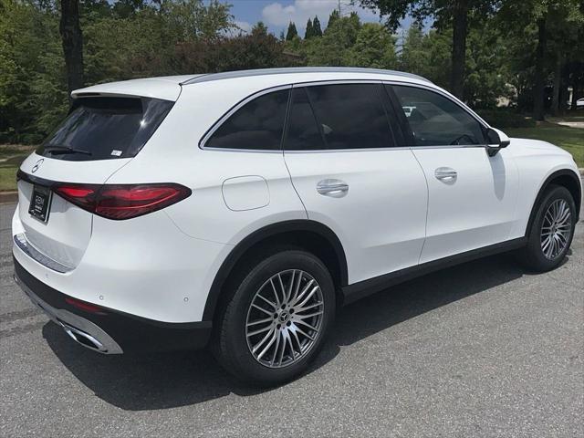 new 2024 Mercedes-Benz GLC 300 car, priced at $55,305