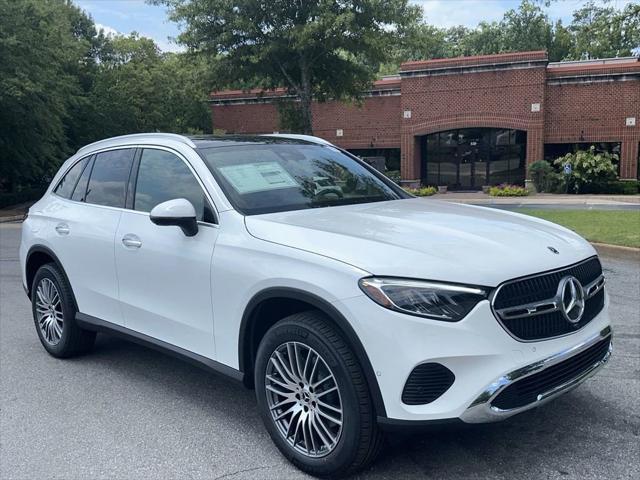 new 2024 Mercedes-Benz GLC 300 car, priced at $55,305