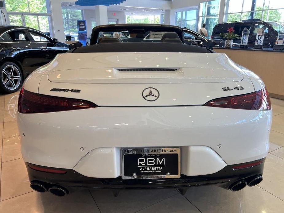 new 2023 Mercedes-Benz AMG SL 43 car, priced at $117,545