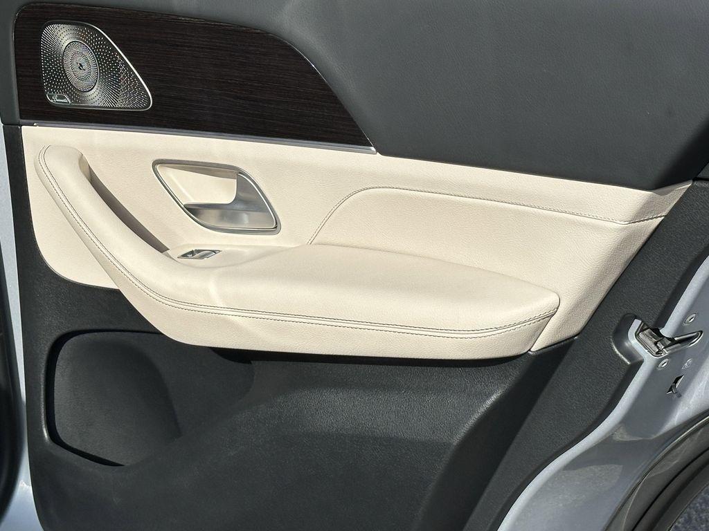 used 2023 Mercedes-Benz GLE 350 car, priced at $58,999