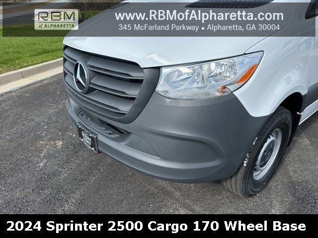 new 2024 Mercedes-Benz Sprinter 2500 car