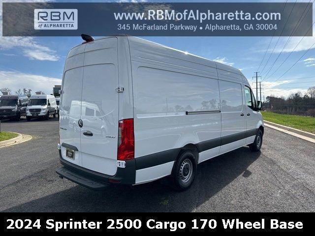 new 2024 Mercedes-Benz Sprinter 2500 car