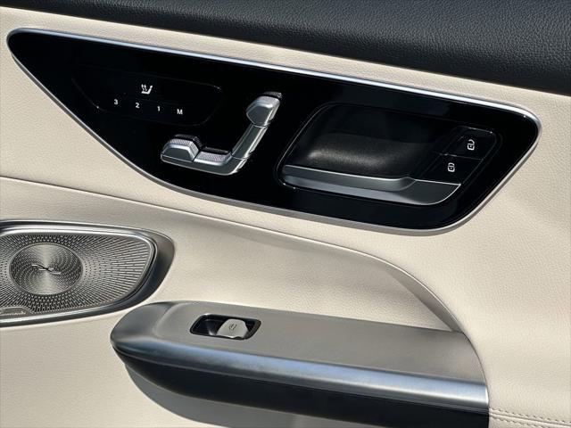 new 2025 Mercedes-Benz GLC 300 car, priced at $59,265
