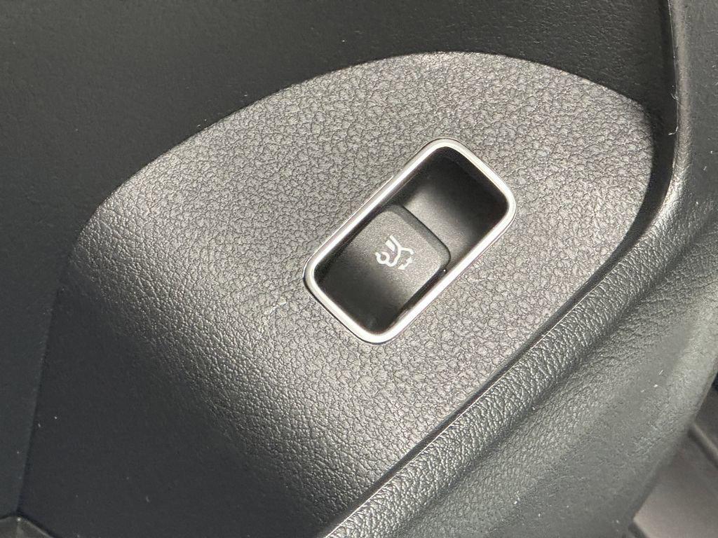 new 2026 Mercedes-Benz GLS 580 car, priced at $121,895