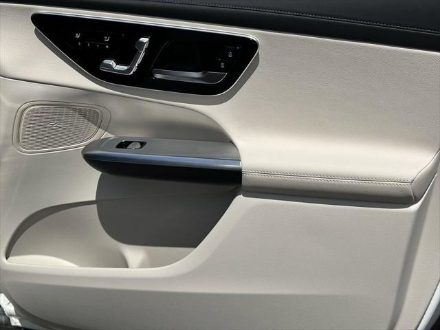 new 2025 Mercedes-Benz GLC 300 car, priced at $54,700