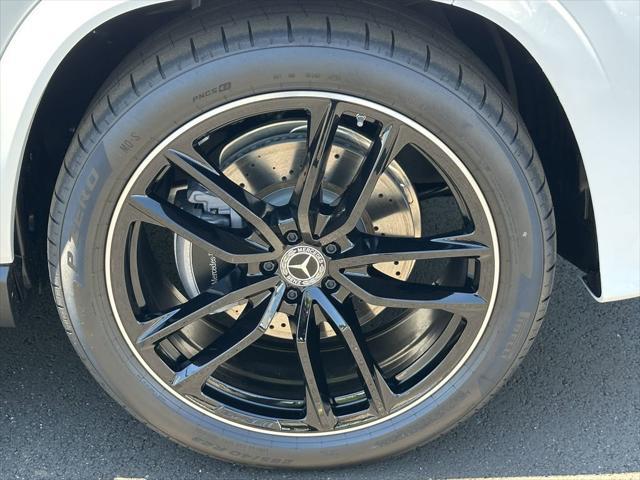 new 2025 Mercedes-Benz GLS 450 car, priced at $103,345