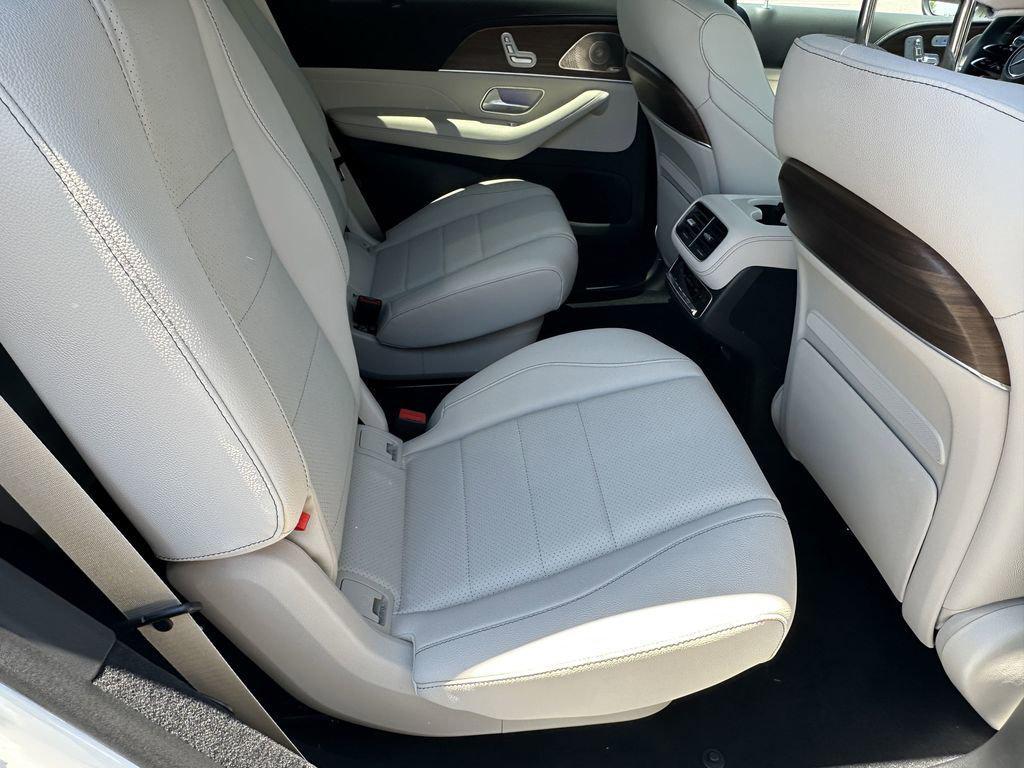 new 2025 Mercedes-Benz GLS 450 car, priced at $103,345