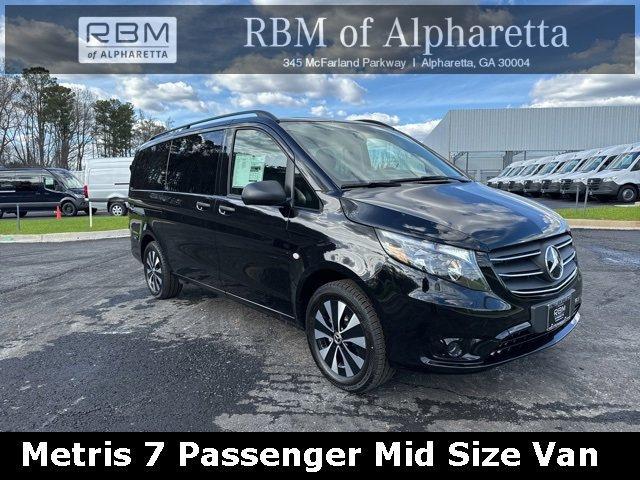 new 2023 Mercedes-Benz Metris car