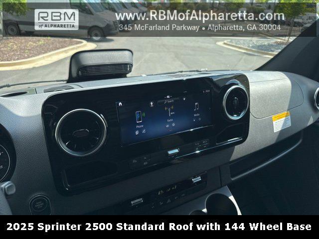 new 2025 Mercedes-Benz Sprinter 2500 car
