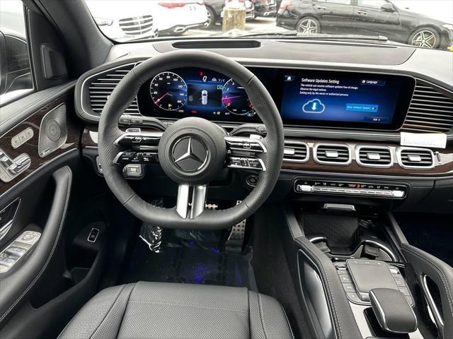 new 2024 Mercedes-Benz GLS 580 car, priced at $117,200