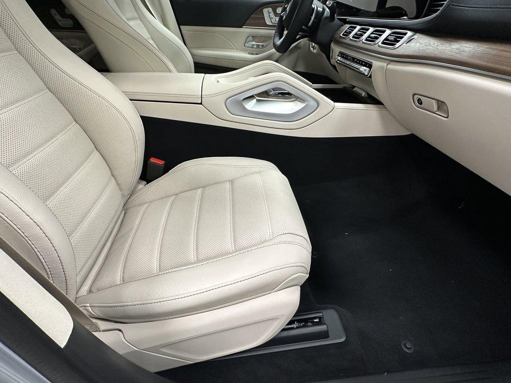 new 2026 Mercedes-Benz GLS 450 car, priced at $103,370