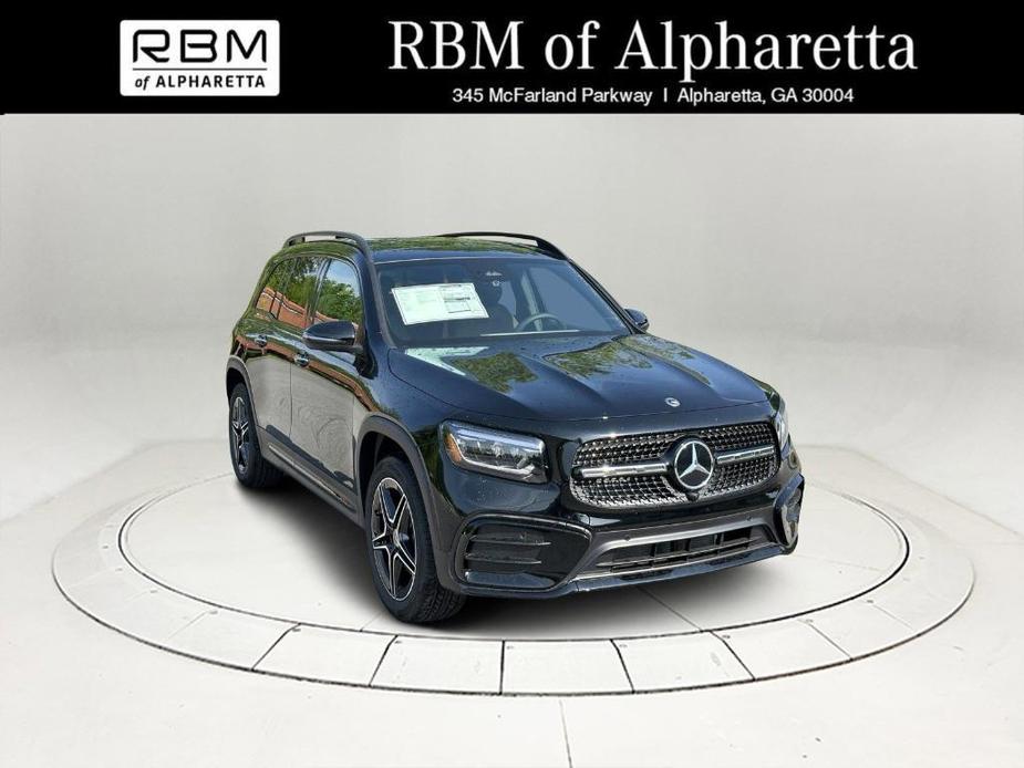 new 2024 Mercedes-Benz GLB 250 car, priced at $54,235
