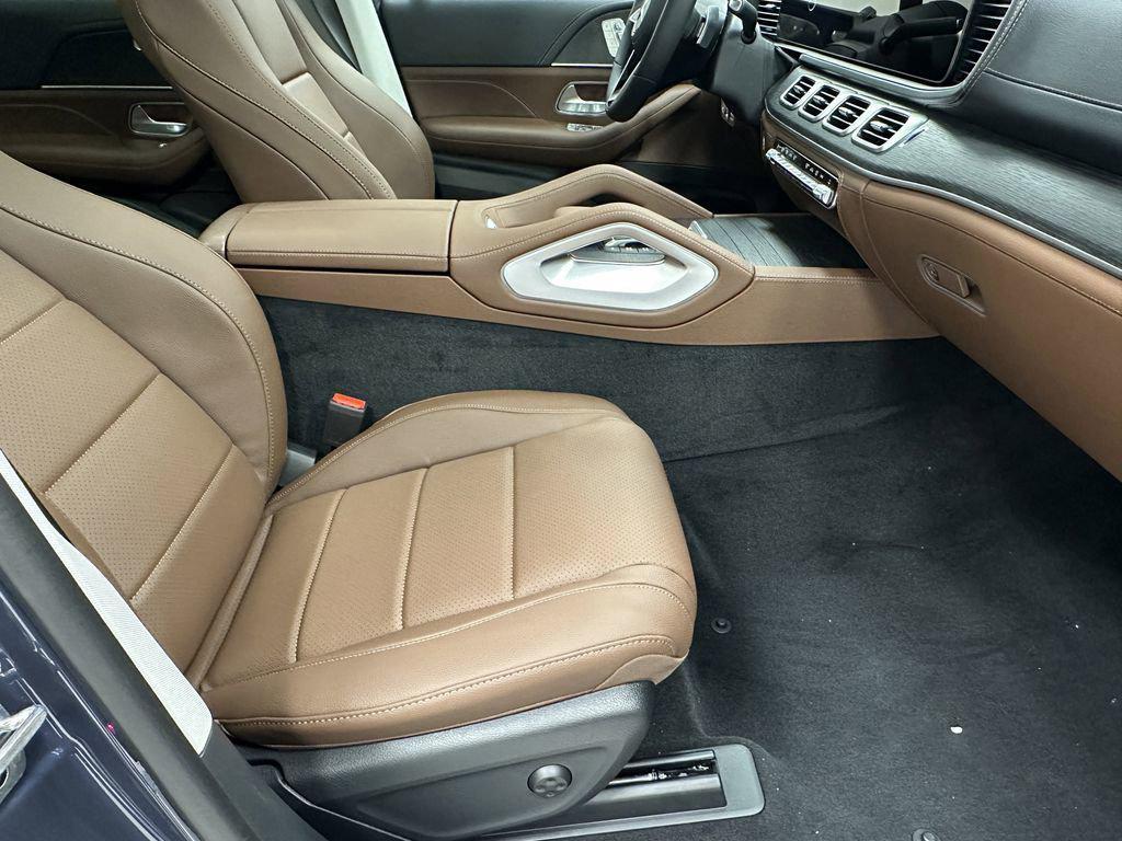 new 2026 Mercedes-Benz GLE 450 car, priced at $82,685