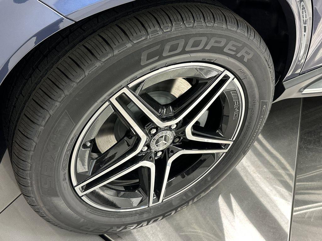 new 2026 Mercedes-Benz GLE 450 car, priced at $82,685