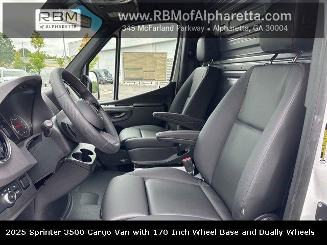 new 2025 Mercedes-Benz Sprinter 3500 car
