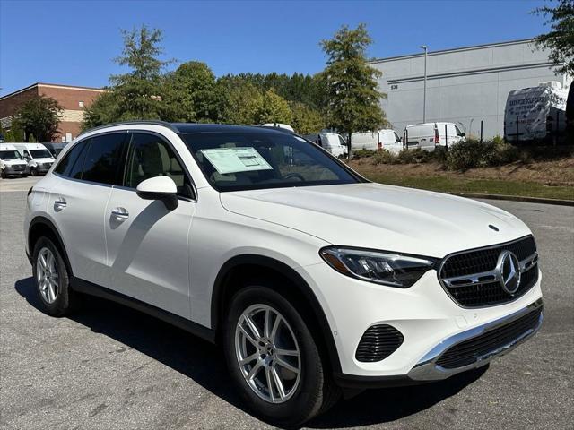 new 2025 Mercedes-Benz GLC 300 car, priced at $54,250