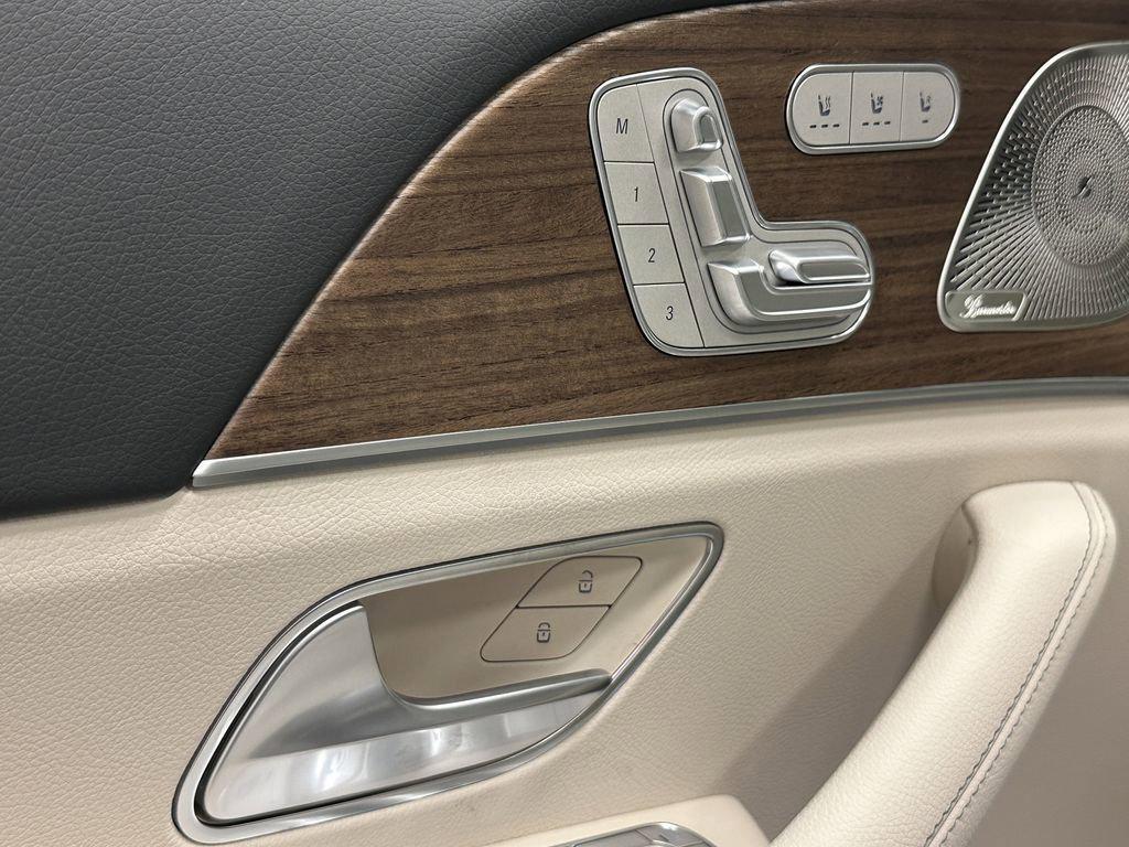 new 2026 Mercedes-Benz GLS 450 car, priced at $99,555