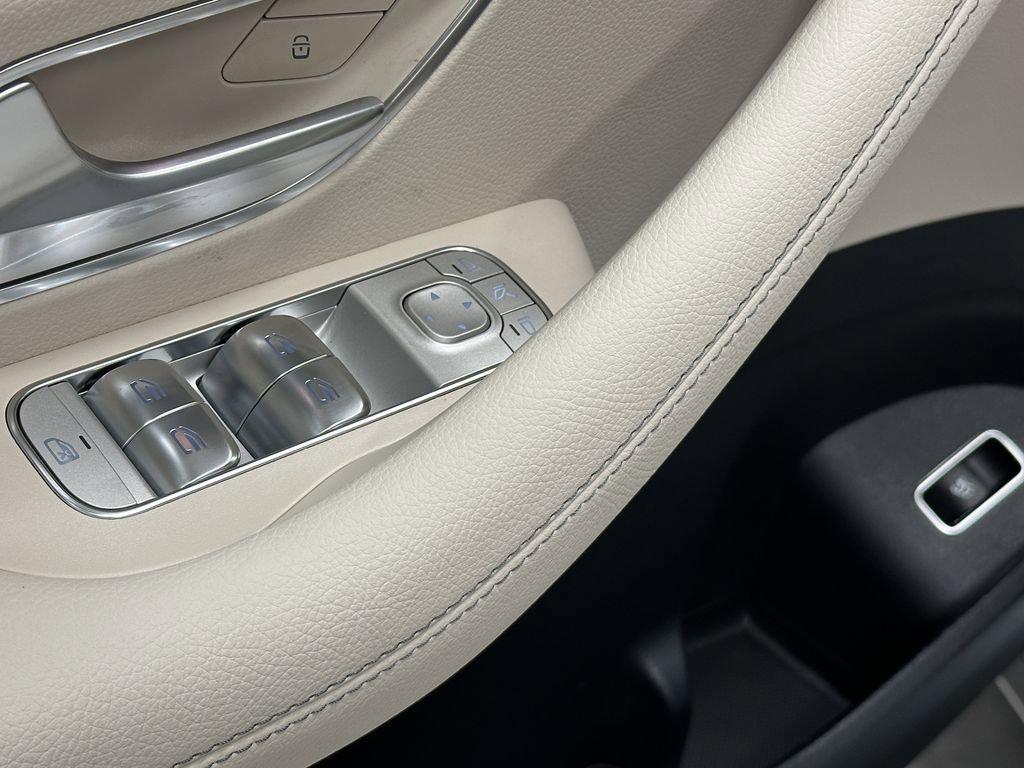 new 2026 Mercedes-Benz GLS 450 car, priced at $99,555