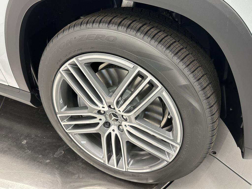 new 2026 Mercedes-Benz GLS 450 car, priced at $99,555