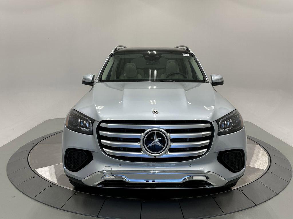 new 2026 Mercedes-Benz GLS 450 car, priced at $99,555