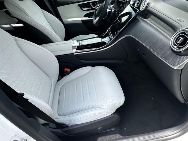 new 2025 Mercedes-Benz GLC 300 car, priced at $62,920