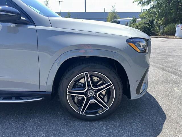 new 2025 Mercedes-Benz GLS 450 car, priced at $102,595