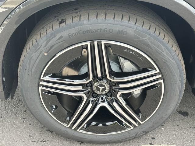 new 2025 Mercedes-Benz GLC 300 car, priced at $63,065