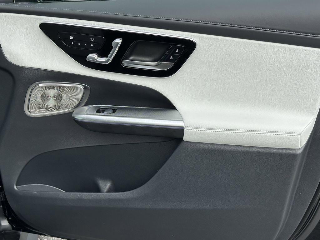 new 2025 Mercedes-Benz GLC 350e car, priced at $70,380