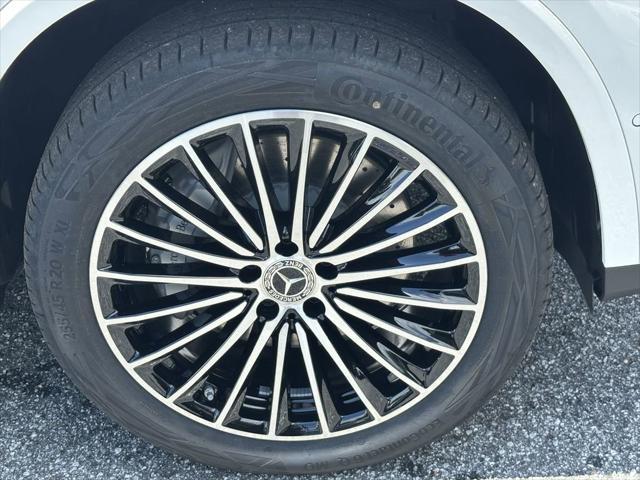 new 2025 Mercedes-Benz GLC 300 car, priced at $66,875