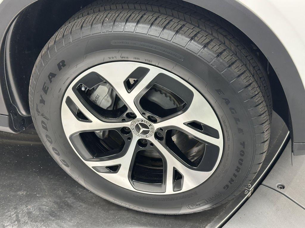 used 2025 Mercedes-Benz GLC 350e car, priced at $59,326