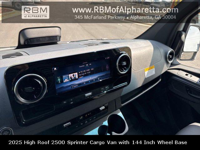 new 2025 Mercedes-Benz Sprinter 2500 car