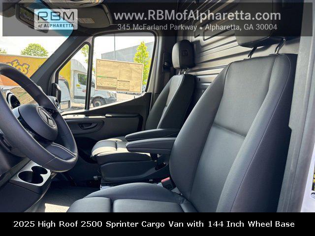 new 2025 Mercedes-Benz Sprinter 2500 car