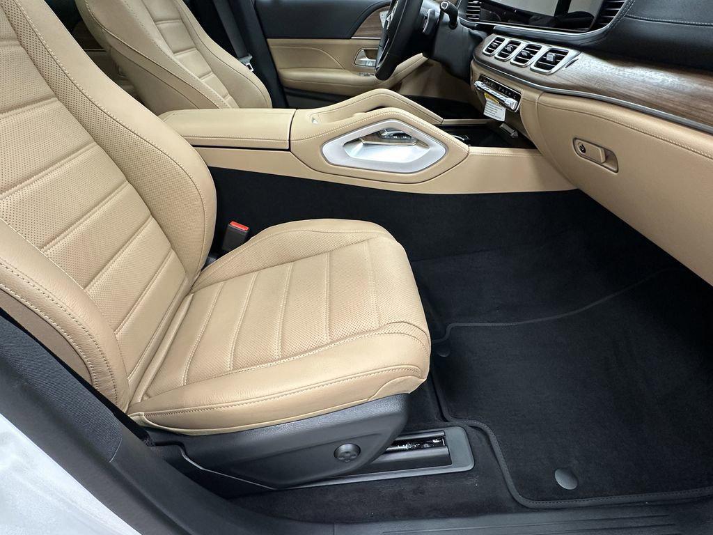 new 2026 Mercedes-Benz GLE 450 car, priced at $86,705