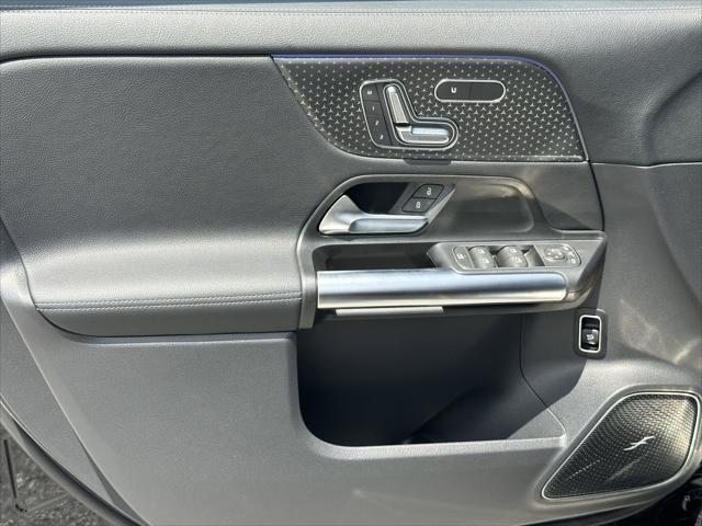 used 2024 Mercedes-Benz GLA 250 car, priced at $42,999