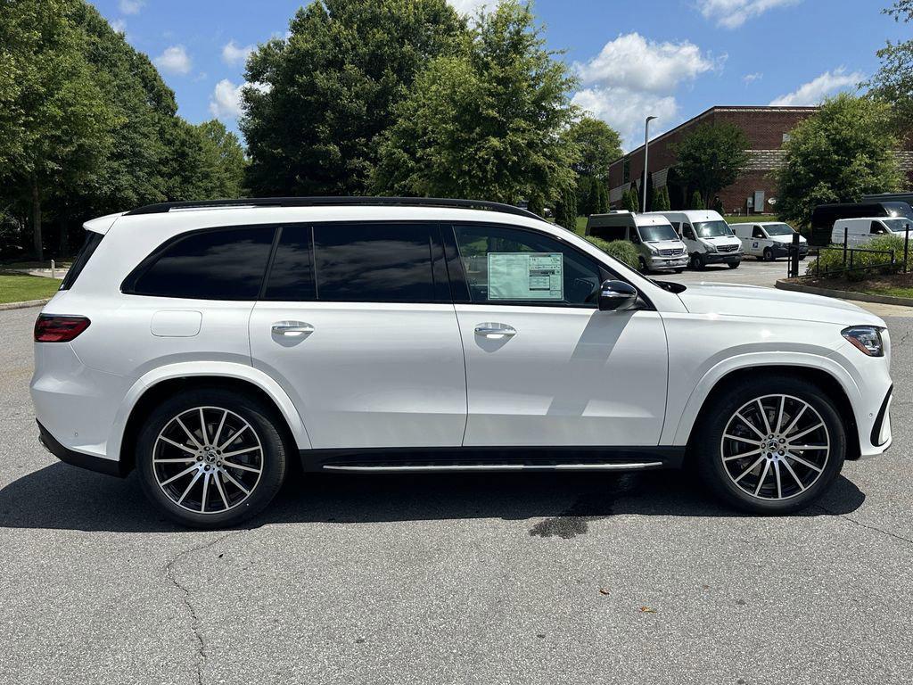 new 2025 Mercedes-Benz GLS 580 car, priced at $121,505