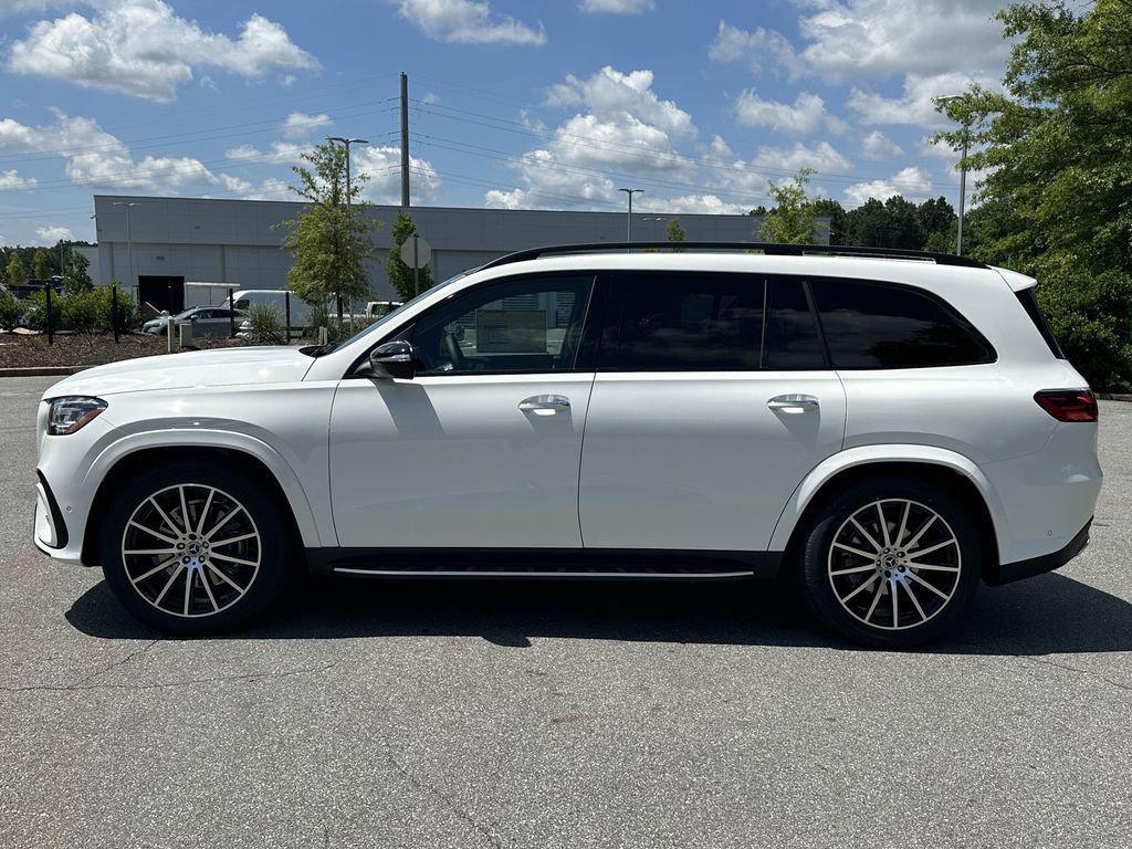 new 2025 Mercedes-Benz GLS 580 car, priced at $121,505