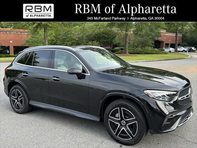 used 2024 Mercedes-Benz GLC 300 car