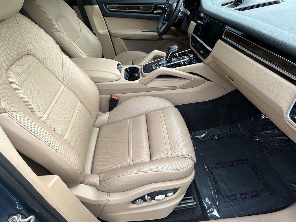 used 2019 Porsche Cayenne car