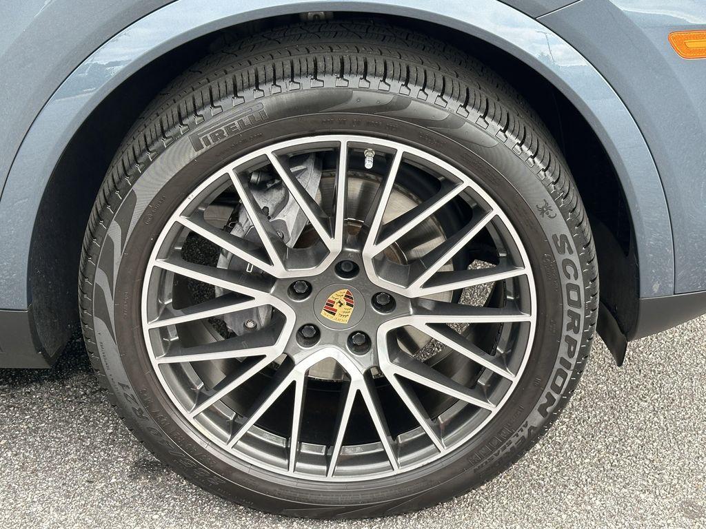 used 2019 Porsche Cayenne car