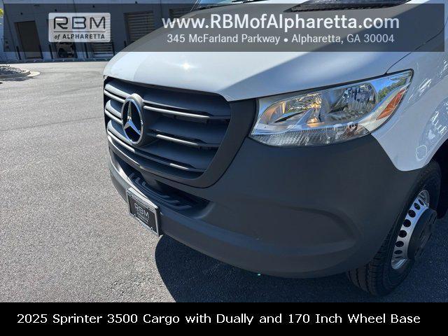 new 2025 Mercedes-Benz Sprinter 3500 car